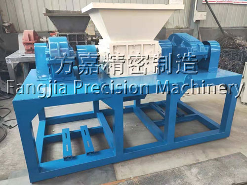 廢舊家具撕碎機