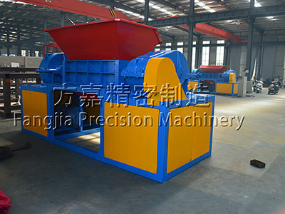 卷閘門撕碎機(jī)