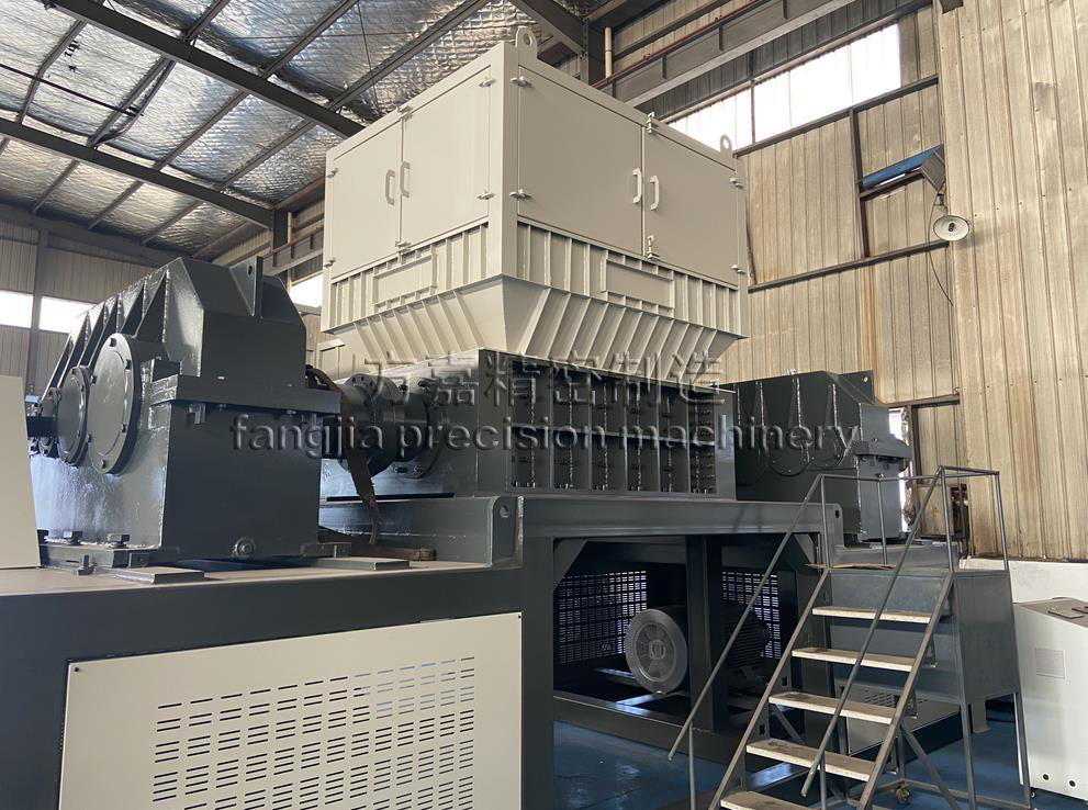 橡膠撕碎機(jī)